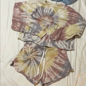 Tie dye short and sweatshirt set
